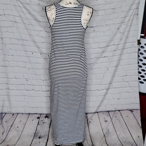 Everlane Tank Maxi Dress - Picture 2 of 5